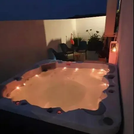Maison Agreable Et Paisible *
